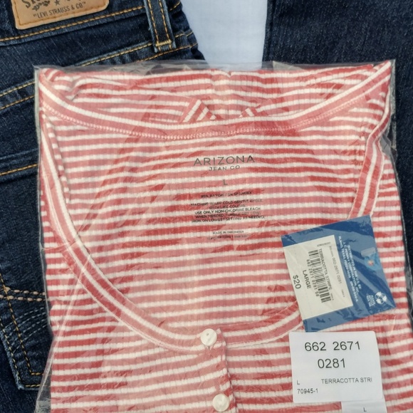 Arizona Rib Tee and Lee Rider Jeans - Bundle Price - Picture 1 of 8